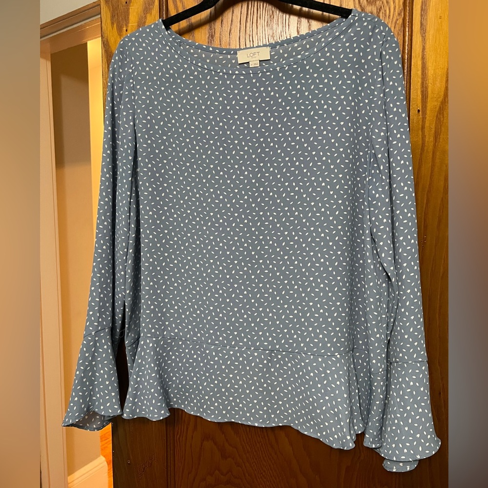Loft dress shirt with split back